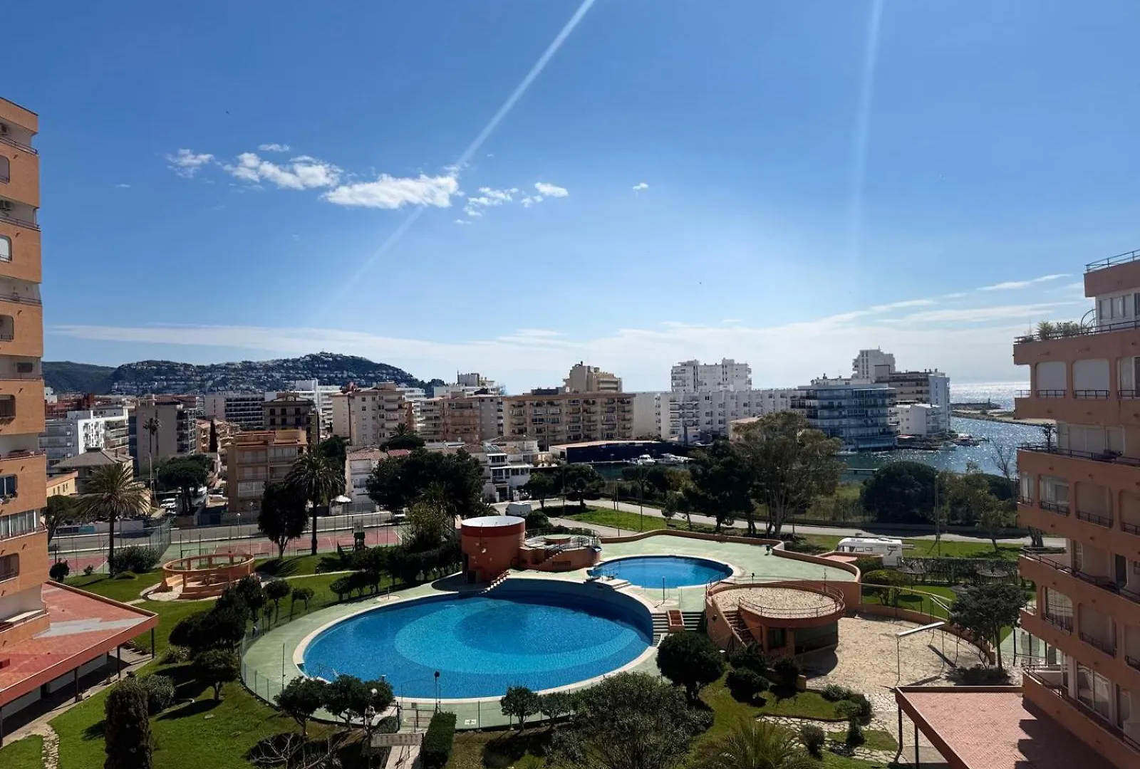 Acogedor Estudio En El Edificio Isla De Roses Spanien